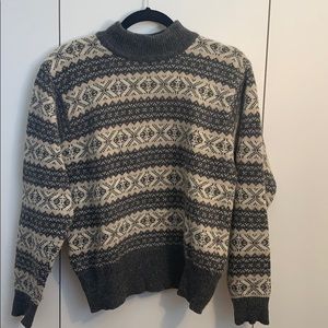 Liz Claiborne vintage warm pattern sweater